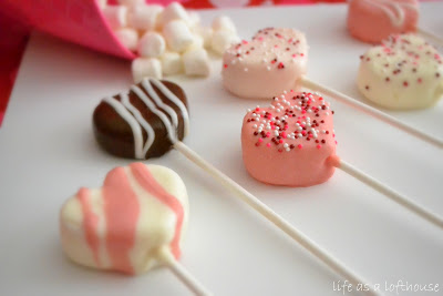 Valentine Marshmallow Pops are adorable and delicious heart-shaped marshmallows covered in Candy Melt and sprinkles. Life-in-the-Lofthouse.com