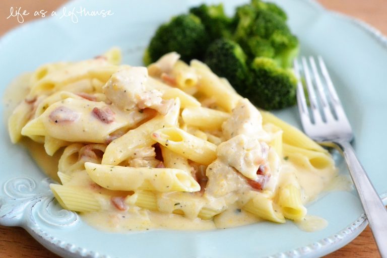 Cheesy Ranch Chicken Pasta
