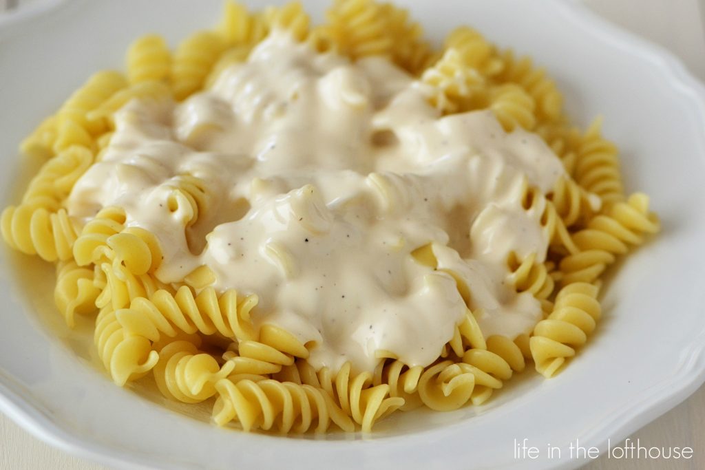 Homemade creamy Alfredo sauce with hints of garlic. Life-in-the-Lofthouse.com