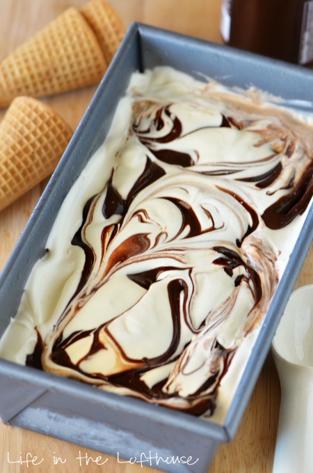 Creamy homemade vanilla ice cream with ribbons of chocolate fudge. Life-in-the-Lofthouse.com