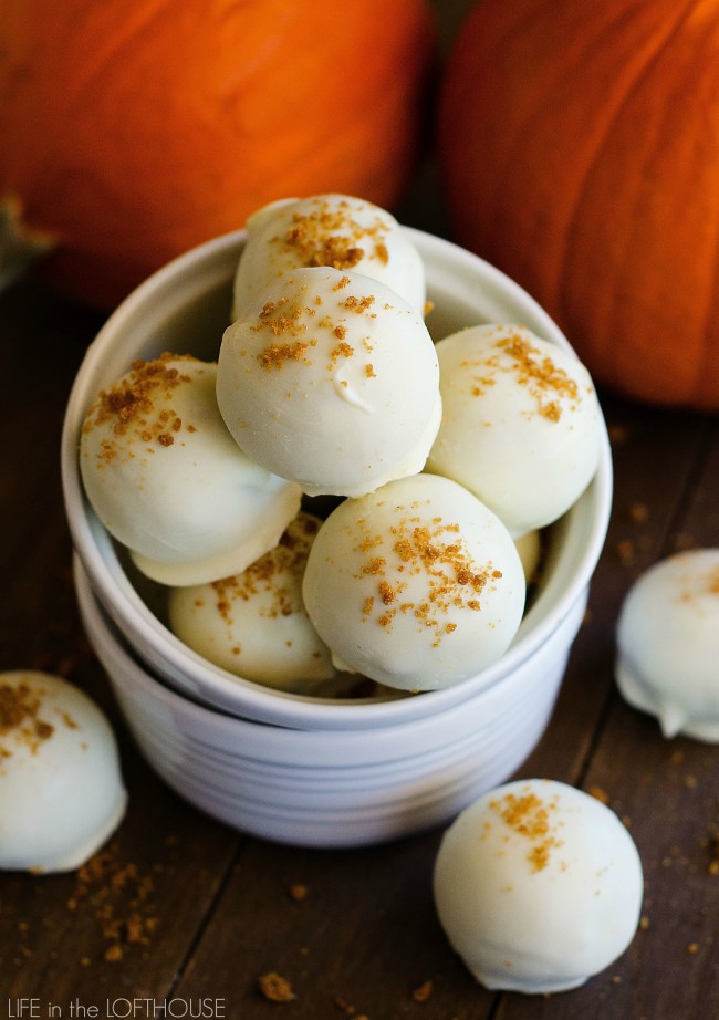 White chocolate pumpkin truffles have a soft pumpkin spice center that is coated in white chocolate goodness. Life-in-the-Lofthouse.com