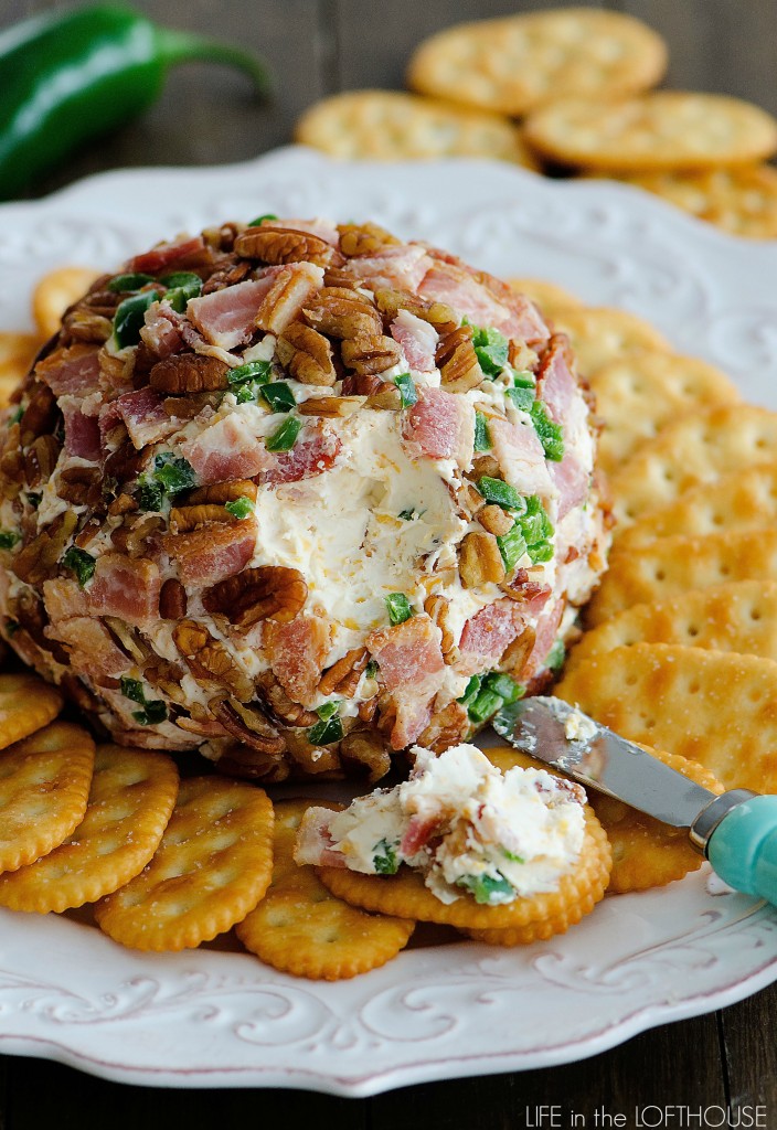 Bacon Cheese Ball with Jalapeno 