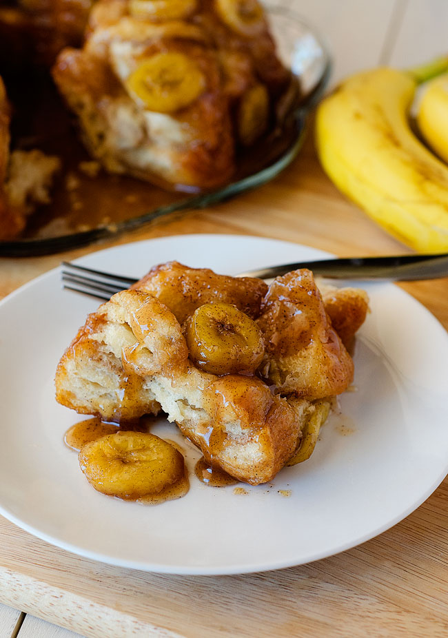 Banana bread monkey bread is warm pull-apart bread oozing with caramel, cinnamon and a hint of banana bread flavor. Life-in-the-Lofthouse.com