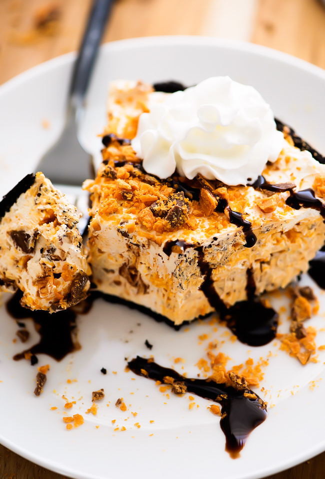 A creamy and delicious no-bake pie using Butterfinger candy bars. Life-in-the-Lofthouse.com