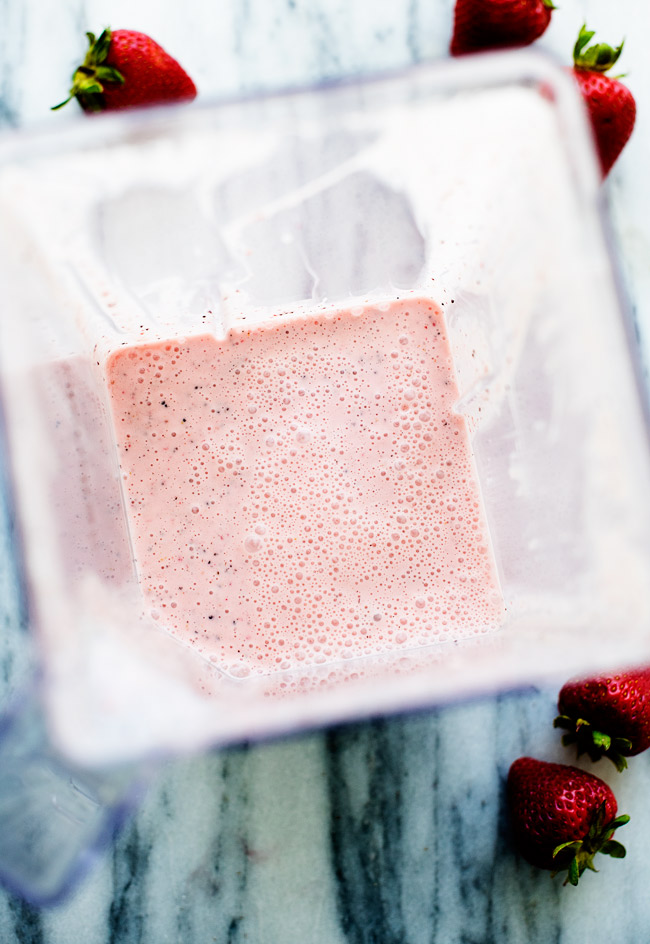 Delicious and creamy poppy seed dressing made with fresh strawberries. Life-in-the-Lofthouse.com