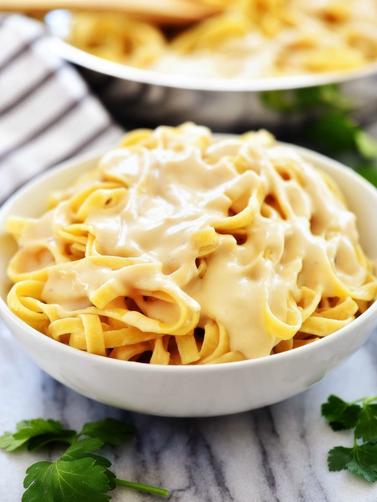Fettuccine Alfredo