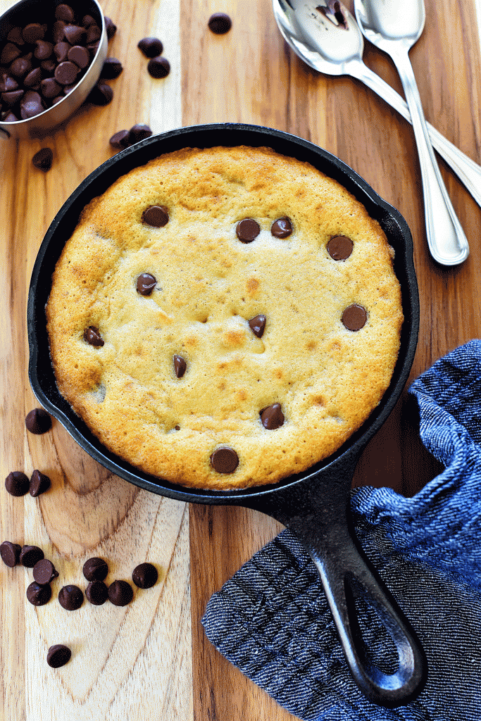 Chocolate chip skillet cookie is a warm, gooey chocolate chip cookie baked in a mini skillet. Life-in-the-Lofthouse.com