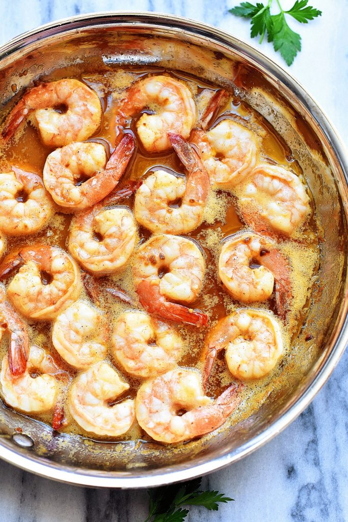 Buttery Shrimp full of Hawaiian and garlic flavor. Life-in-the-Lofthouse.com