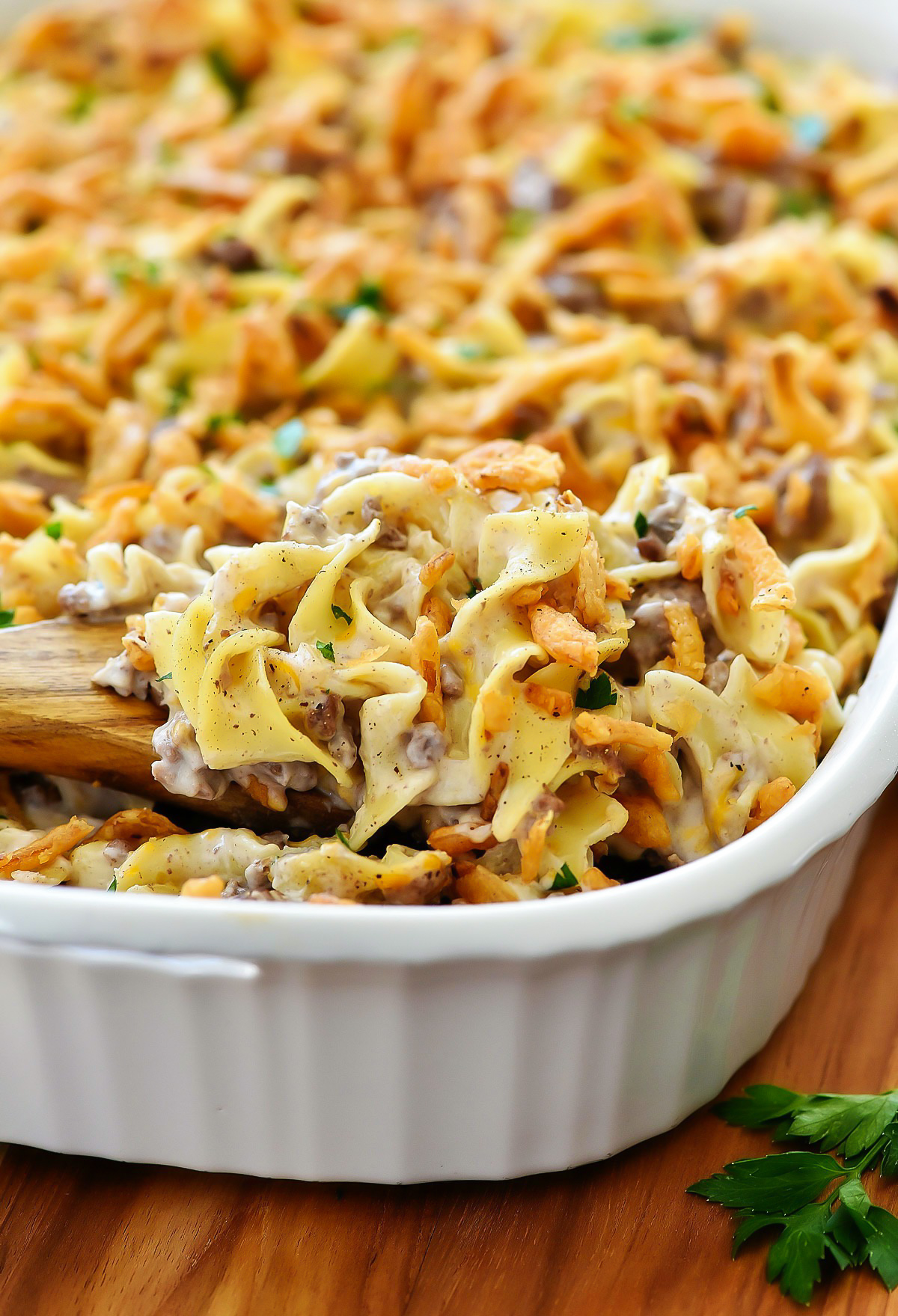 French onion beef casserole is filled with noodles, ground beef and french onion flavor. Life-in-the-Lofthouse.com