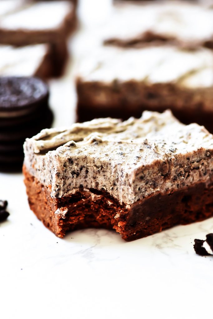 Cookies and Cream Brownies are chocolate fudge brownies slathered with a creamy Oreo frosting. Life-in-the-Lofthouse.com
