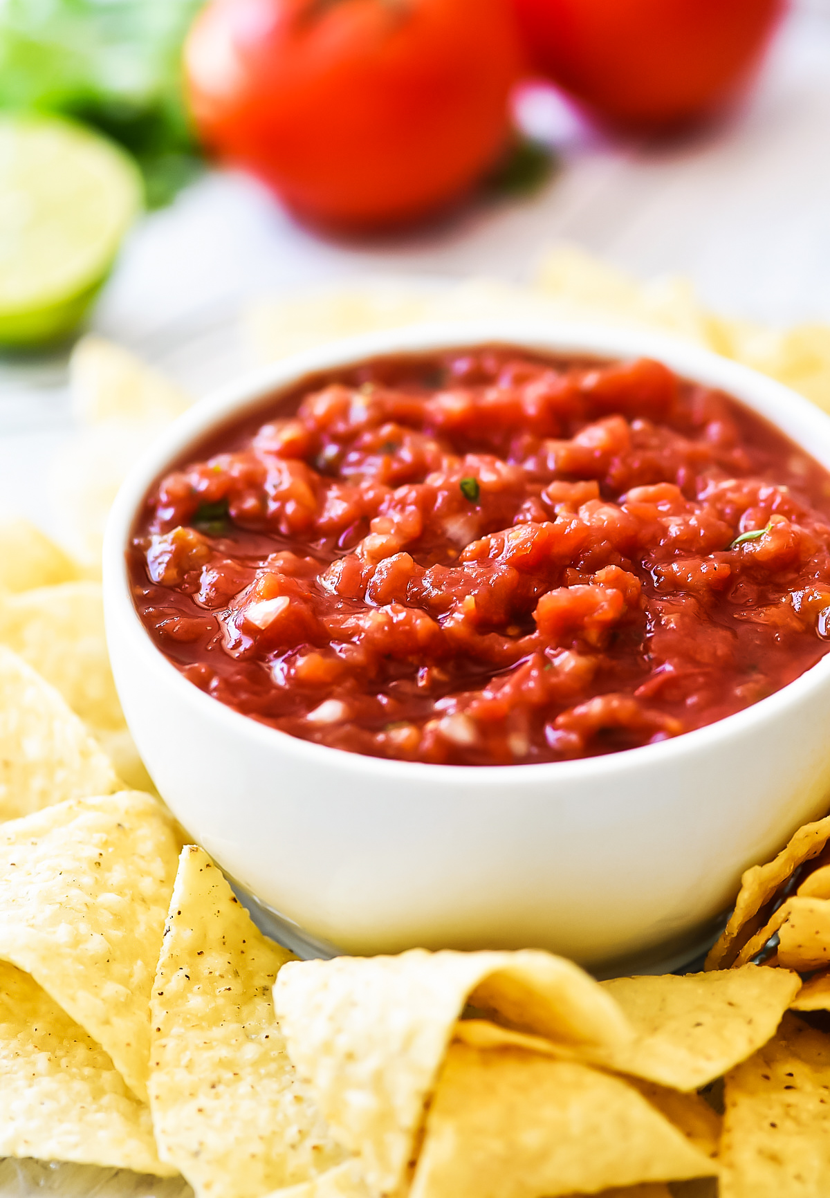 You can have restaurant quality salsa in no time with this amazing Homemade Salsa recipe. It’s refreshing, colorful and bursting with flavor. Life-in-the-Lofthouse.com