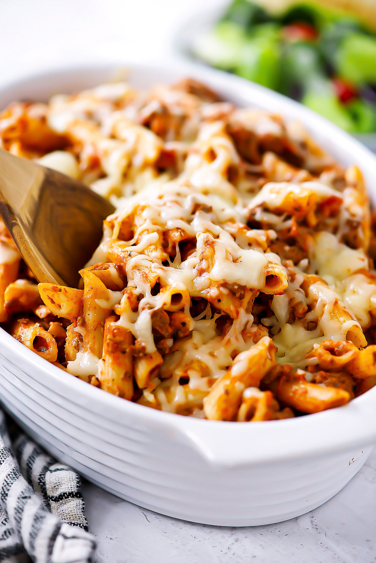 Baked Penne is a classic Italian-American dish with penne pasta baked in spaghetti sauce, cream cheese and Mozzarella cheese. Life-in-the-Lofthouse.com