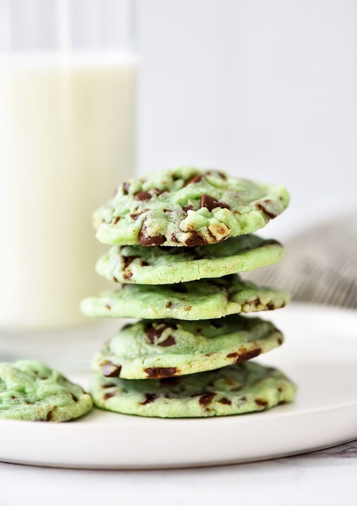  Mint Chocolate Chip Cookies