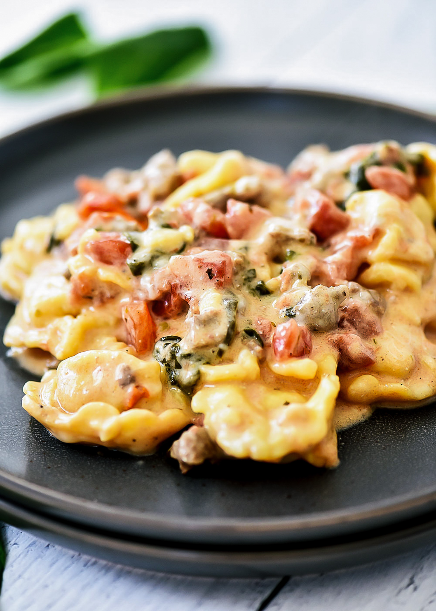 Slow Cooker Sausage and Cheese Tortellini
