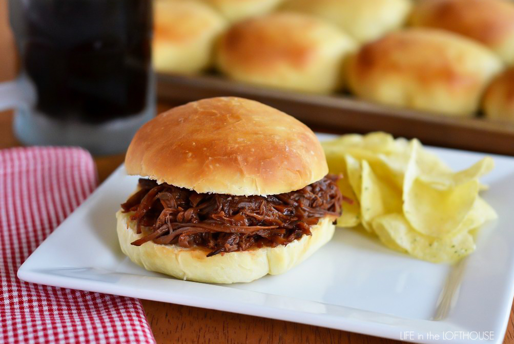 Crock Pot Barbecue Beef Sandwiches