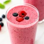 A low fat smoothie filled with frozen berries, honey, juice or milk.