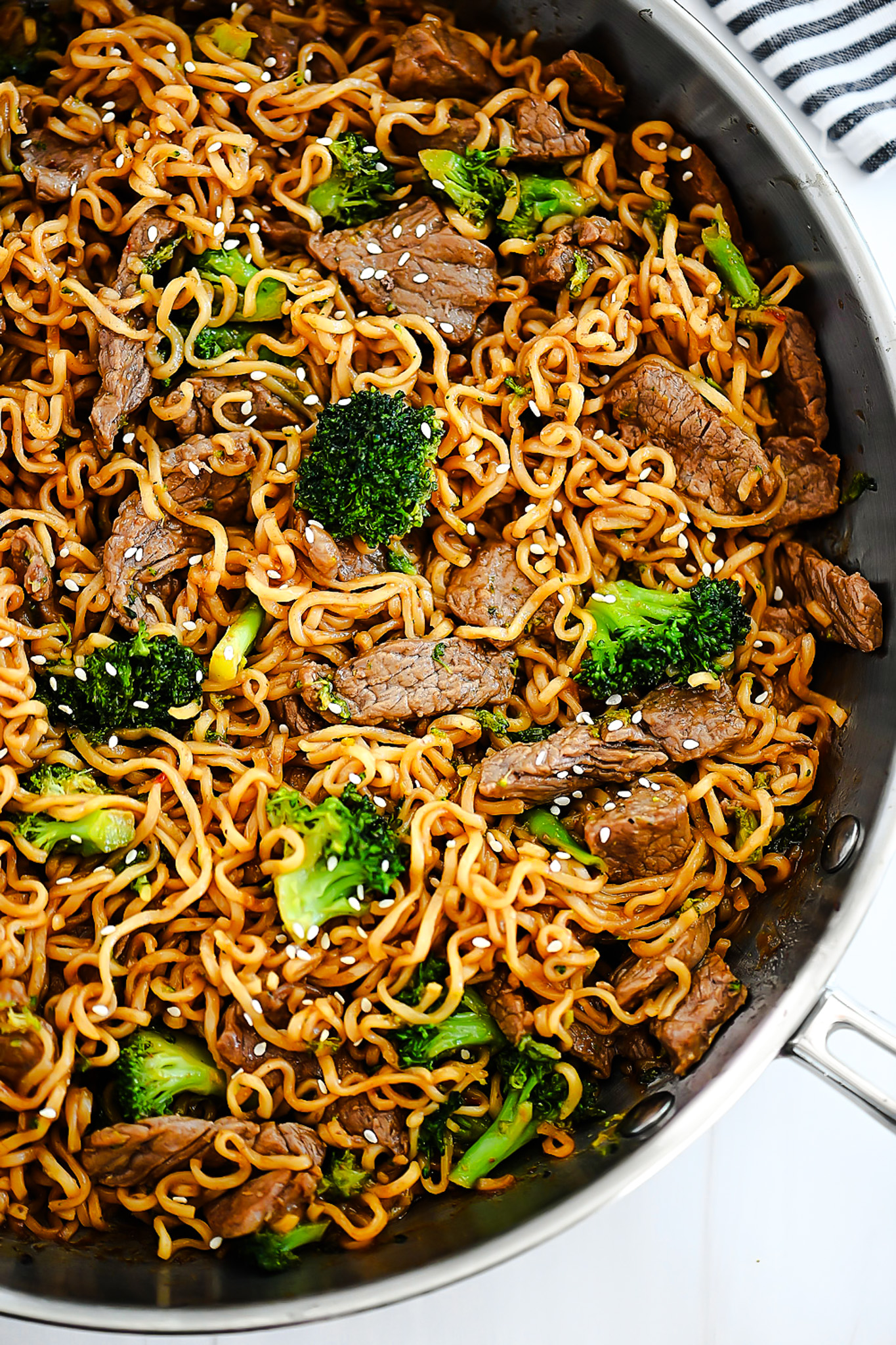 Ramen Noodles with Beef and Broccoli