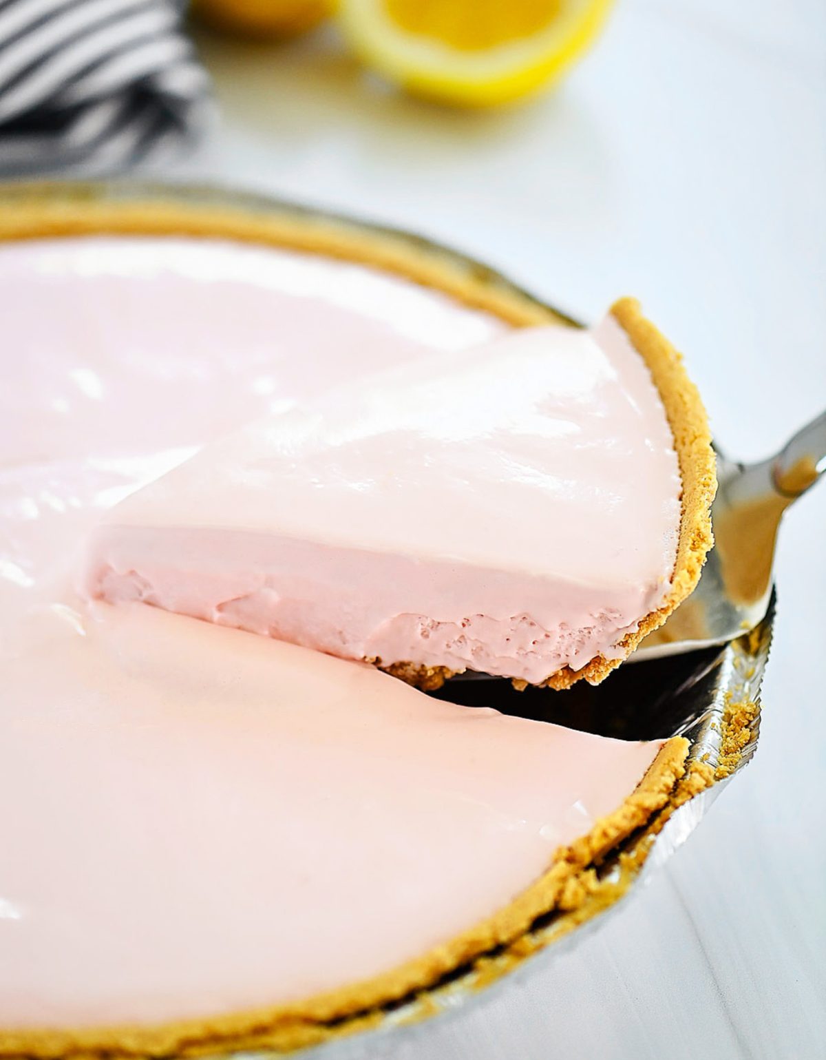 Frozen Pink Lemonade Pie