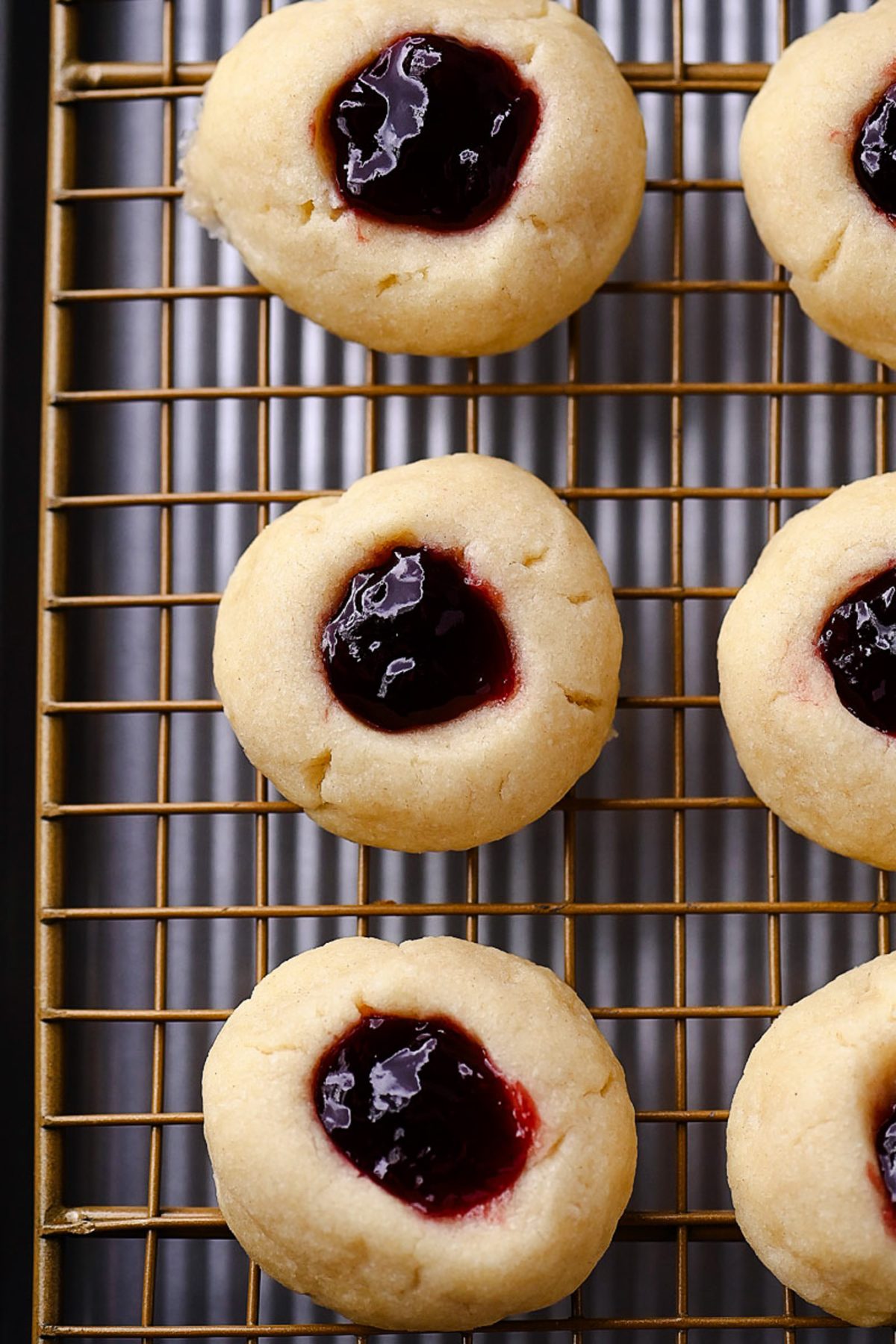 Easy Raspberry Shortbread Cookies