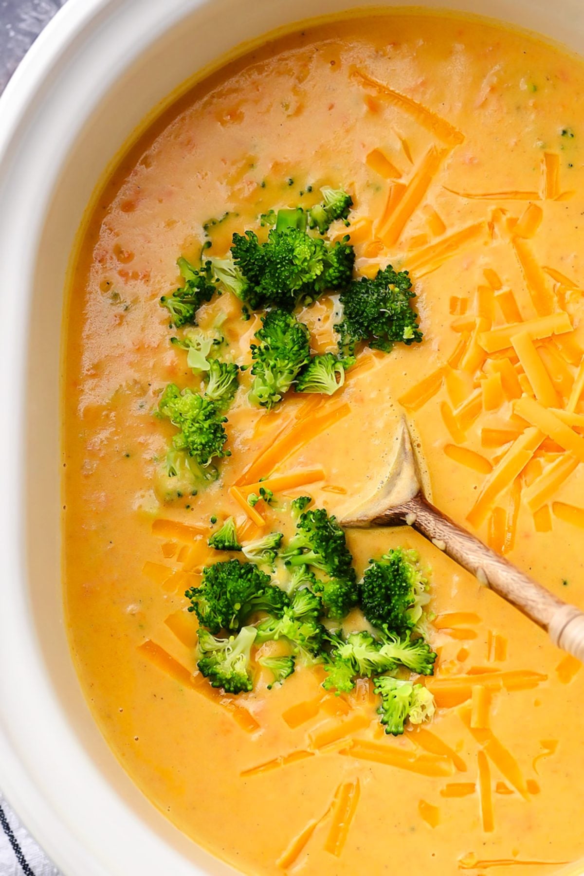 Creamy Slow Cooker Broccoli Cheese and Potato Soup