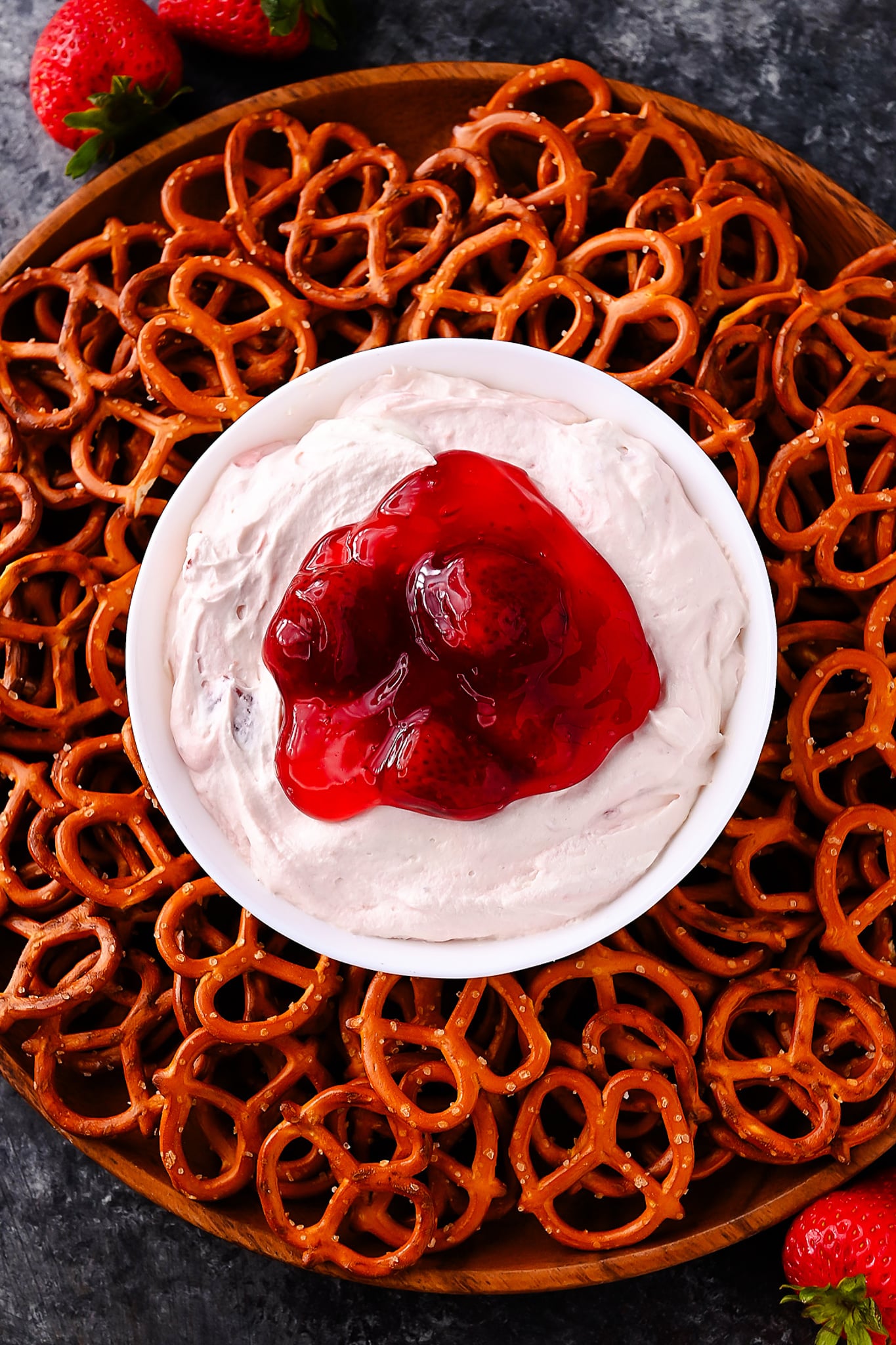Strawberry Pretzel Salad Dip